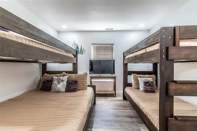 $5,000 | 102 Aberdeen Avenue, Corpus Christi, TX 78411