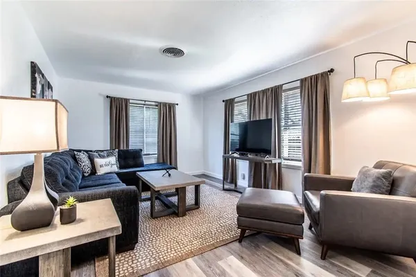 $5,000 | 102 Aberdeen Avenue, Corpus Christi, TX 78411