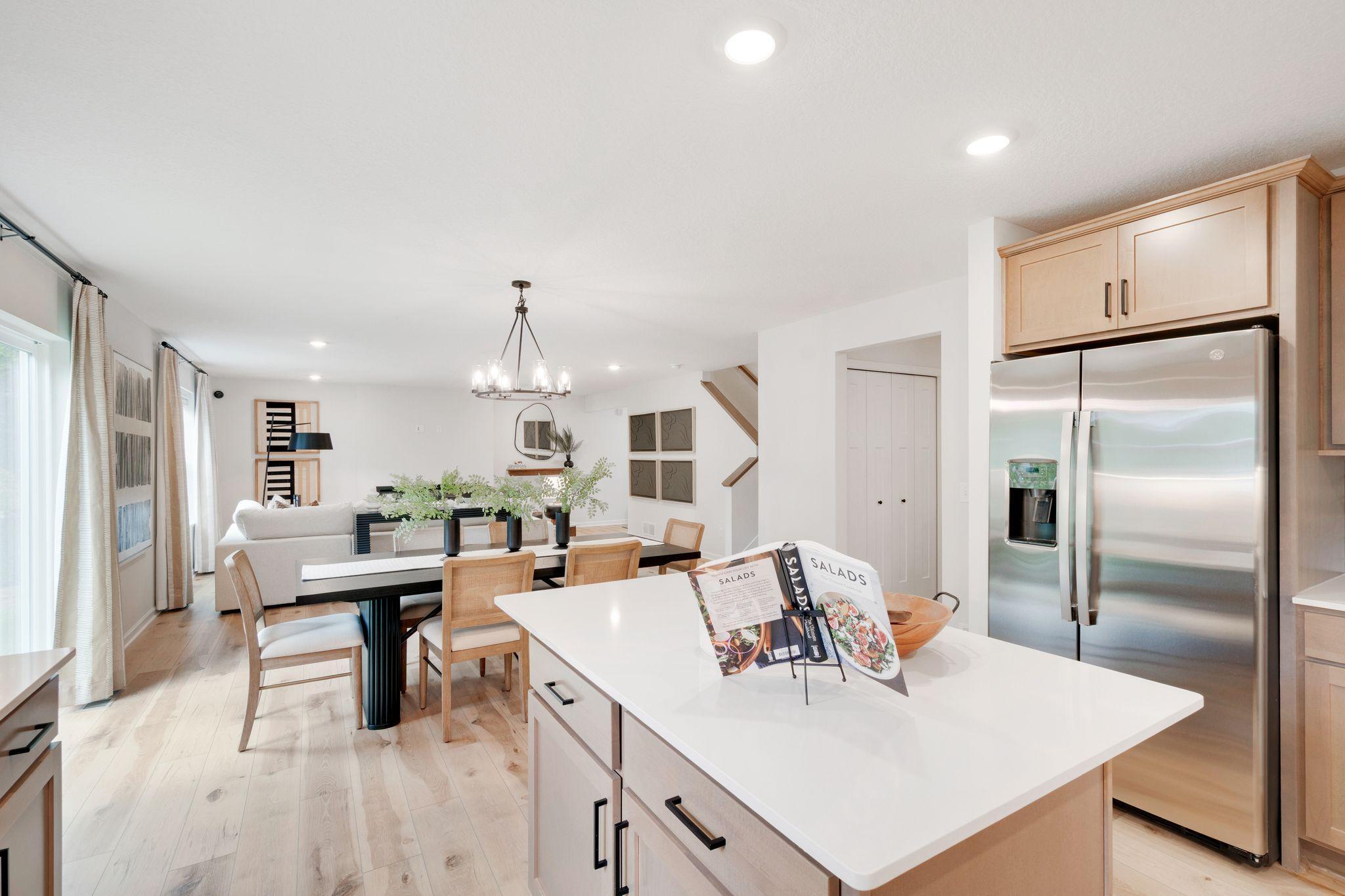 1109 Annagaire Curve Rosemount, MN 55068 - Photo 9 of 50