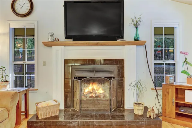 $695,000 | 12746 Quaker Hill Cross Road, Nevada City, CA 95959