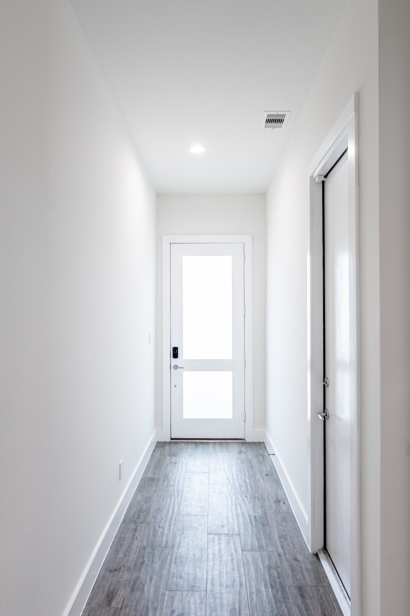 5416 Robusto Place Houston, TX 77091 - Photo 3 of 21 Entrance to home
