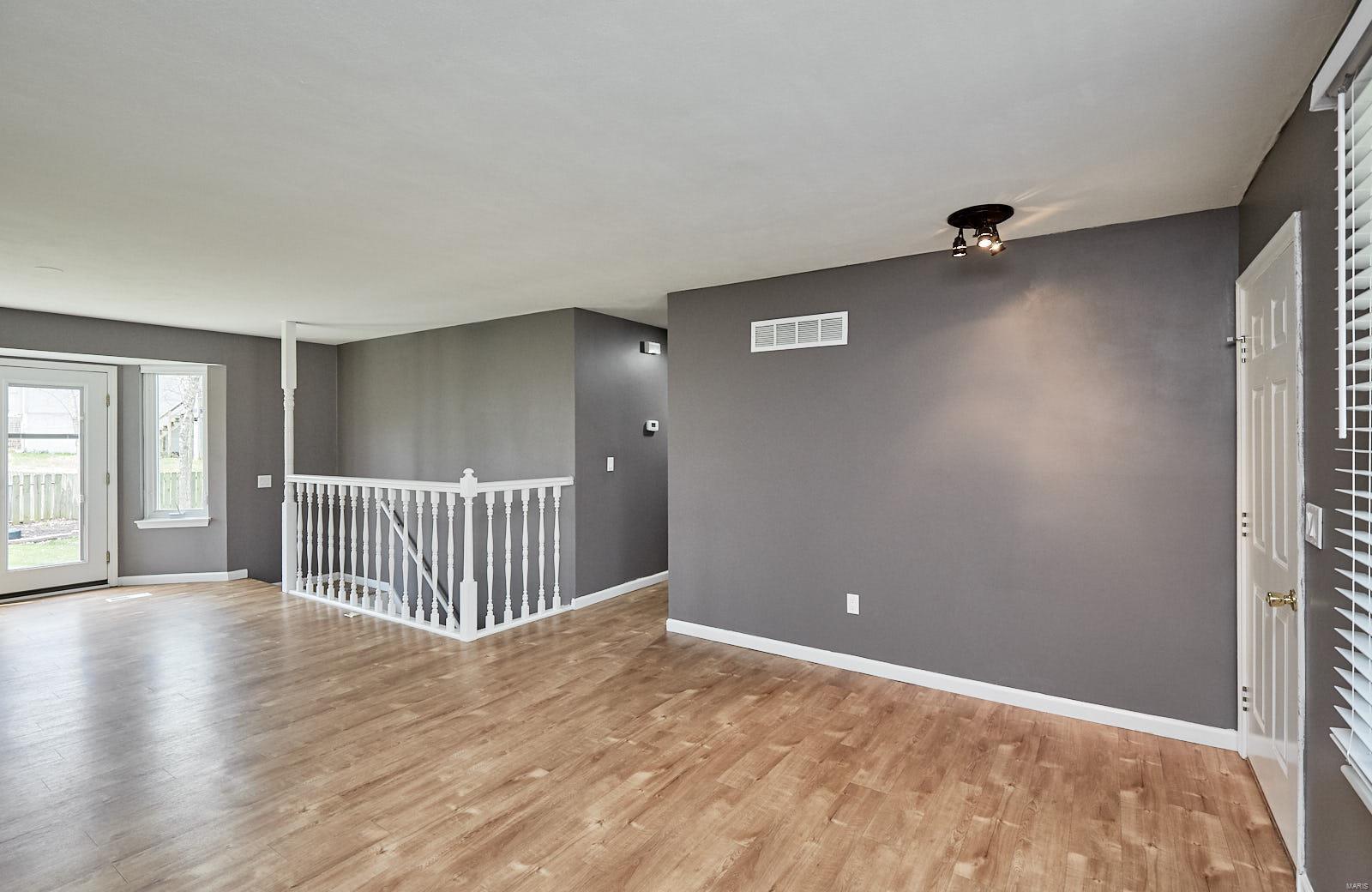 9 Bee Ridge Court St. Peters, MO 63376 - Photo 10 of 49