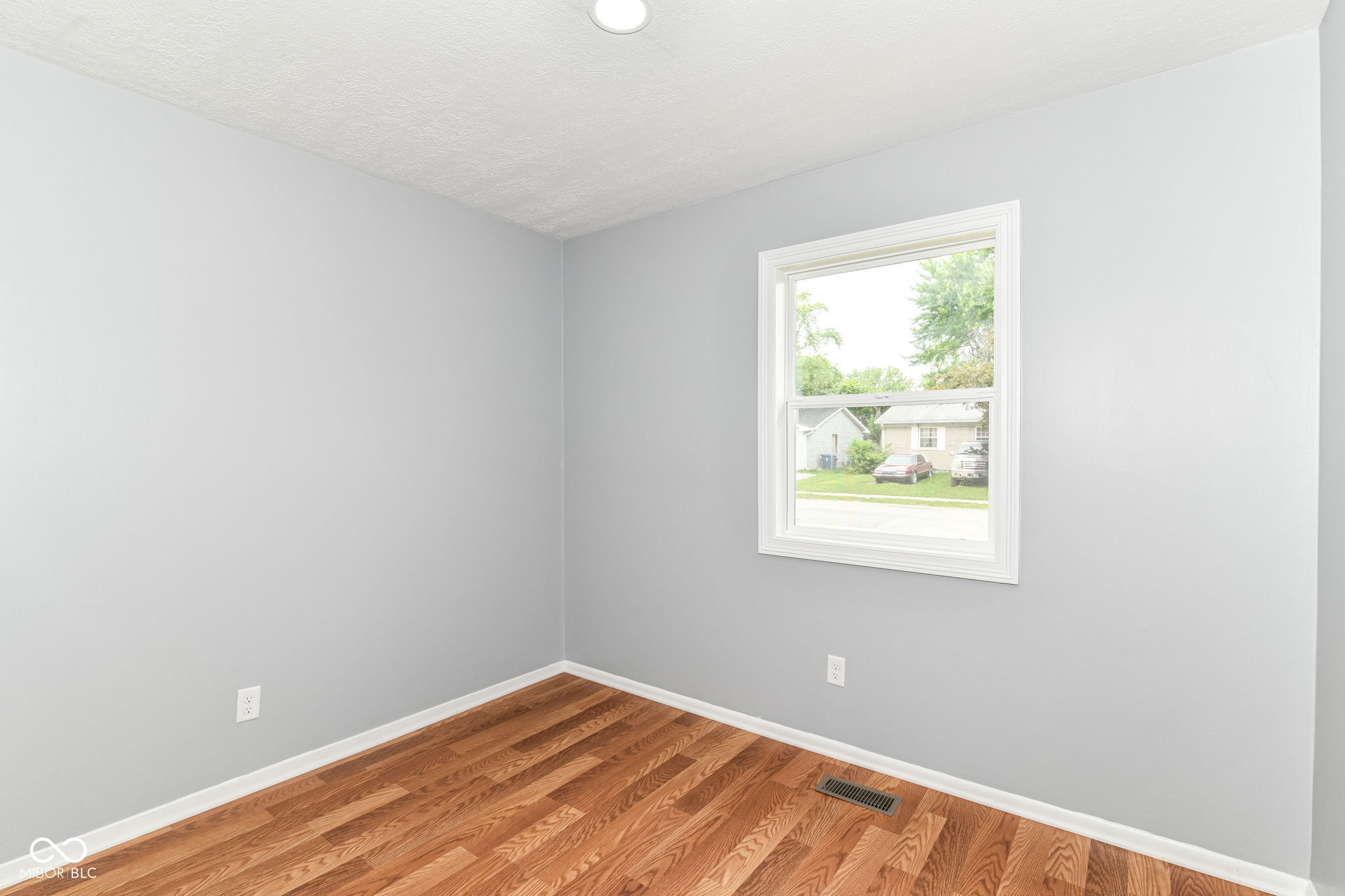 8445 Montery Road Indianapolis, IN 46226 - Photo 19 of 28