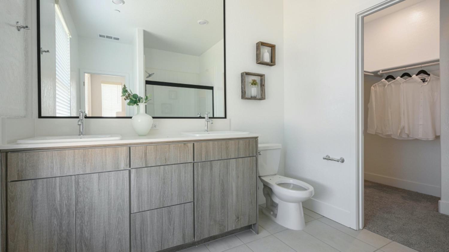 555 North Citadel Avenue, Unit 160 Clovis, CA 93611 - Photo 11 of 14