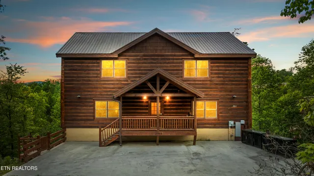 $1,588,000 | 2864 Owens Rdg Way, Sevierville, TN 37876