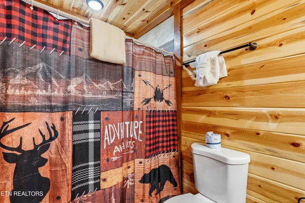 $1,588,000 | 2864 Owens Rdg Way, Sevierville, TN 37876