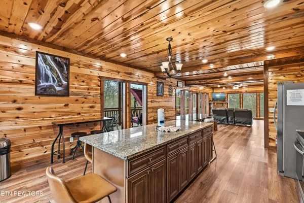 $1,588,000 | 2864 Owens Rdg Way, Sevierville, TN 37876