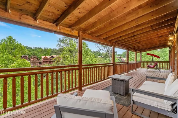 $1,588,000 | 2864 Owens Rdg Way, Sevierville, TN 37876