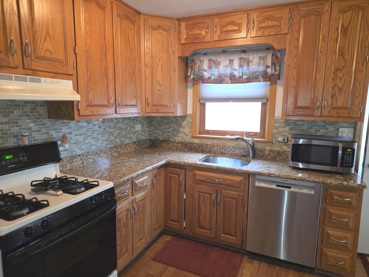 1456 North Rohde Avenue Berkeley, IL 60163 - Photo 5 of 25