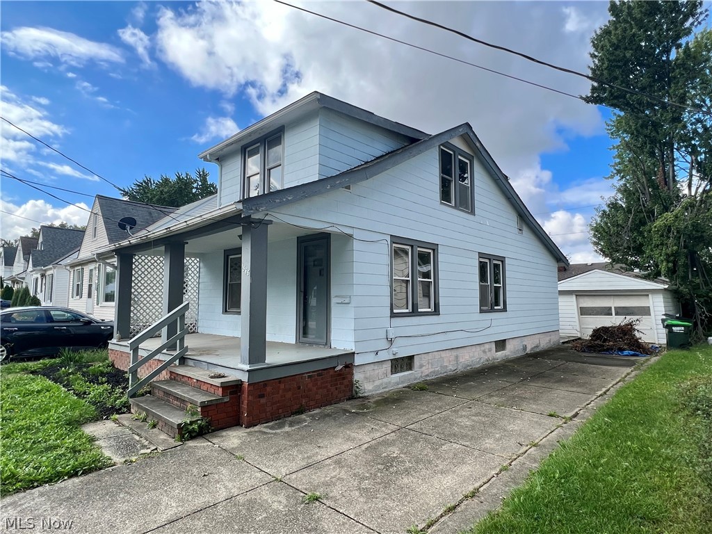 1548 Mapledale Road Wickliffe, OH 44092 - Photo 1 of 17 Gallery Image 1