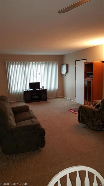 25545 Lahser Road Southfield, MI 48033 - Photo 2 of 6