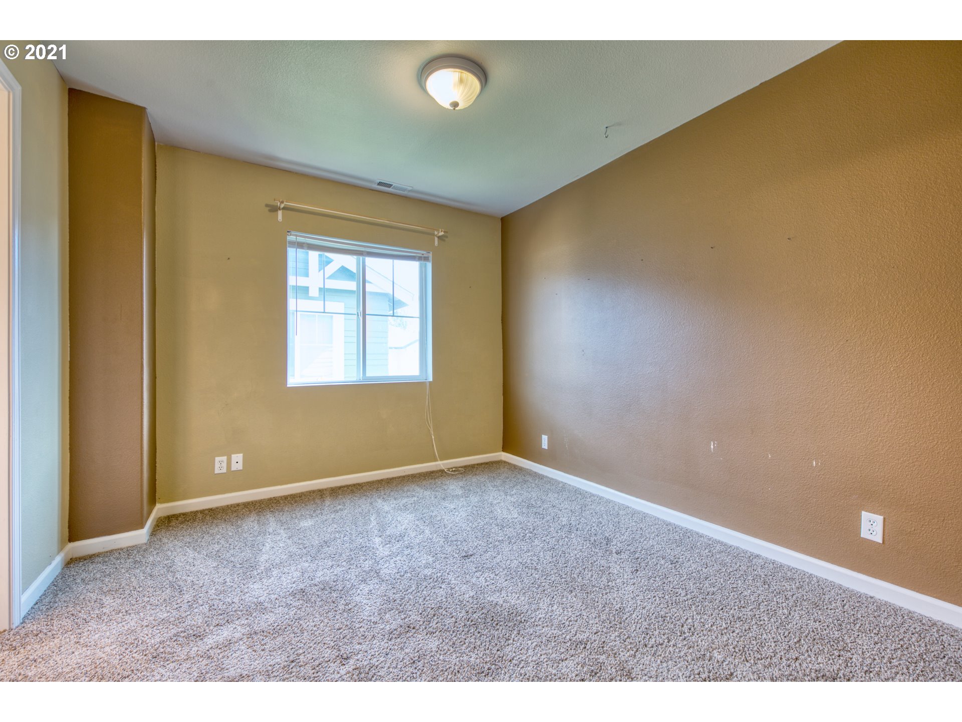 1625 Riley Lane Eugene, OR 97402 - Photo 14 of 30 Gallery Image 14