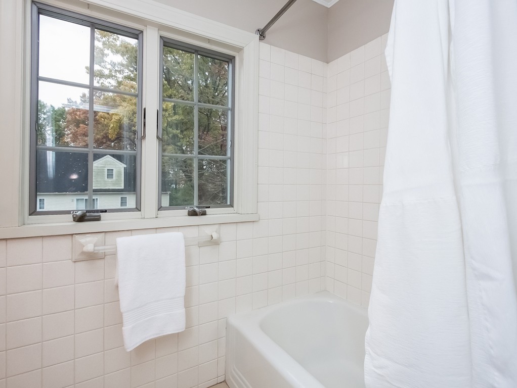 67 Hazen Street Springfield, MA 01119 - Photo 24 of 30 Gallery Image 24
