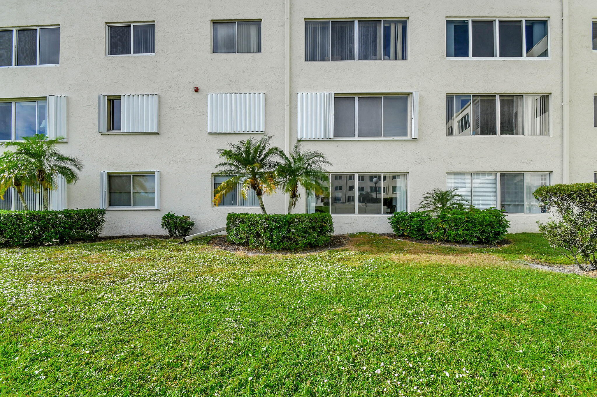 6768 10th Avenue North, Unit 113 Lake Worth, FL 33467 - Photo 31 of 65 28-web-or-mls-Apartment (28)