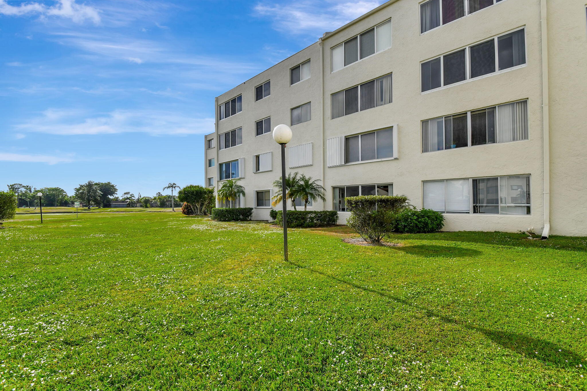 6768 10th Avenue North, Unit 113 Lake Worth, FL 33467 - Photo 32 of 65 Exterior Back