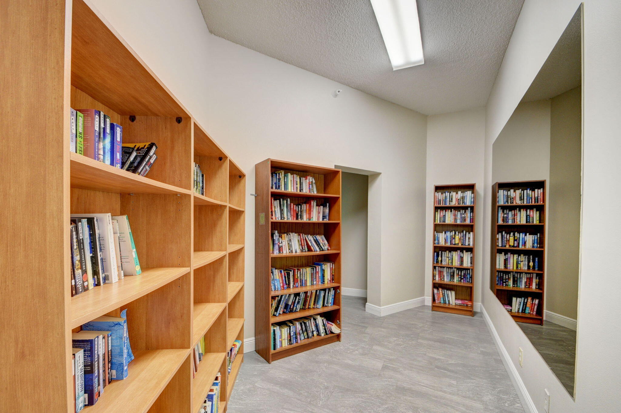 6768 10th Avenue North, Unit 113 Lake Worth, FL 33467 - Photo 49 of 65 Library