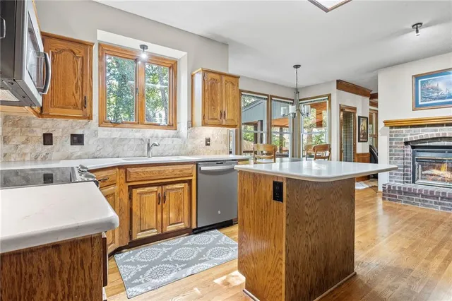 $499,950 | 6115 157th Street, Overland Park, KS 66223