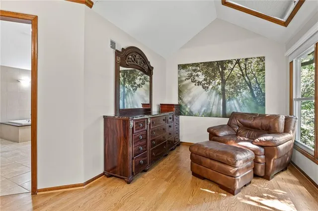 $499,999 | 6115 157th Street, Overland Park, KS 66223