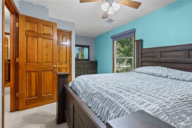 $499,999 | 6115 157th Street, Overland Park, KS 66223