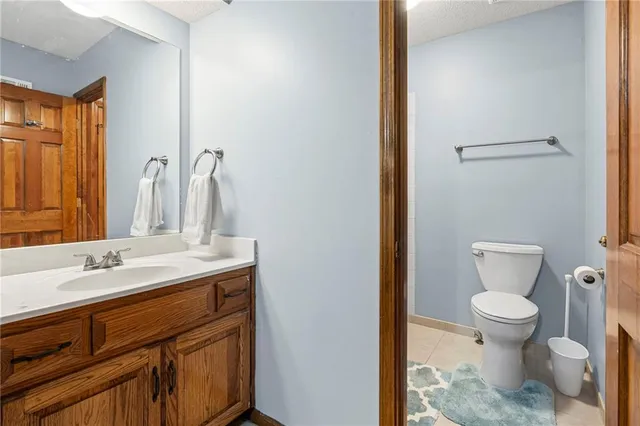 $499,950 | 6115 157th Street, Overland Park, KS 66223