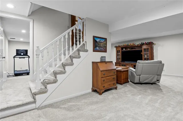 $499,999 | 6115 157th Street, Overland Park, KS 66223