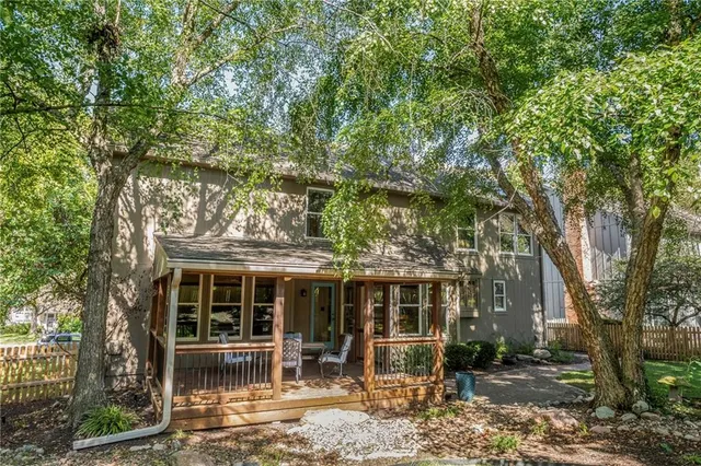 $499,950 | 6115 157th Street, Overland Park, KS 66223