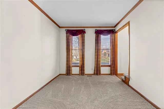 $499,950 | 6115 157th Street, Overland Park, KS 66223