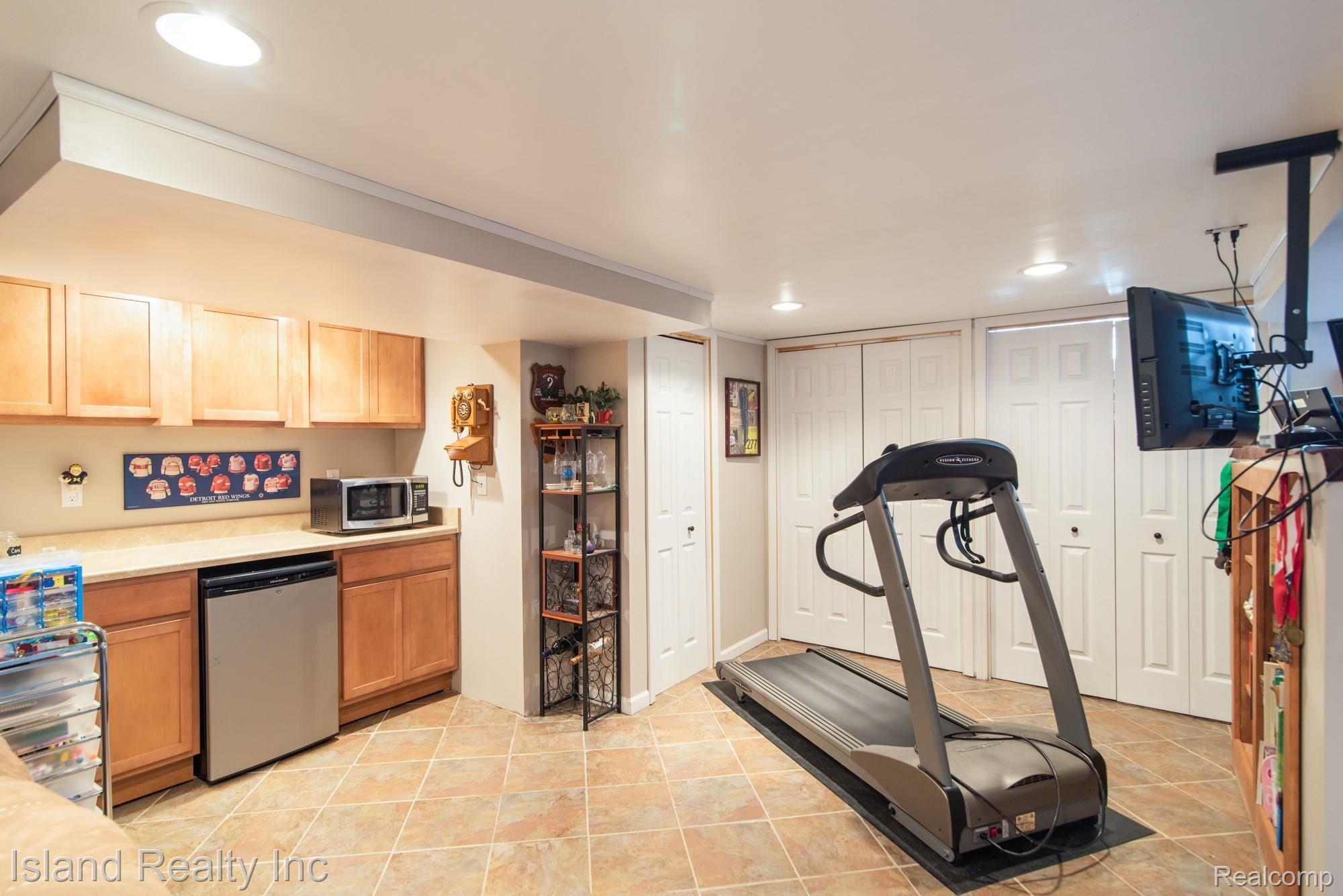 17078 Reno Street Riverview, MI 48193 - Photo 17 of 22 17078RenoRiverview-22.jpg