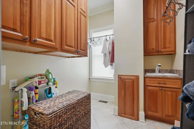 $810,000 | 6005 Powell Valley Road, Big Stone Gap, VA 24219