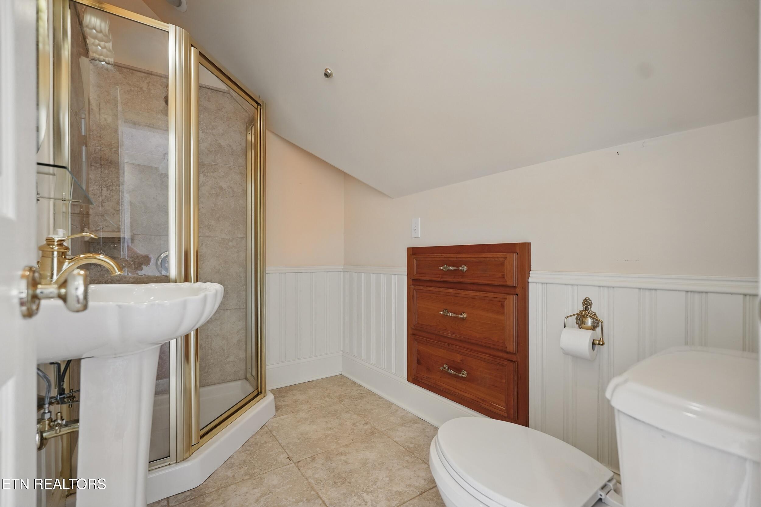 6005 Powell Valley Road Big Stone Gap, VA 24219 - Photo 40 of 55 ARW02802