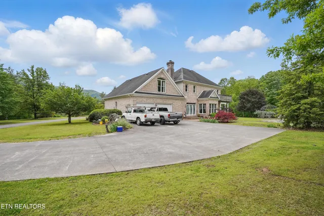 $810,000 | 6005 Powell Valley Road, Big Stone Gap, VA 24219