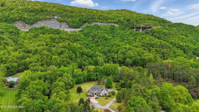 $810,000 | 6005 Powell Valley Road, Big Stone Gap, VA 24219