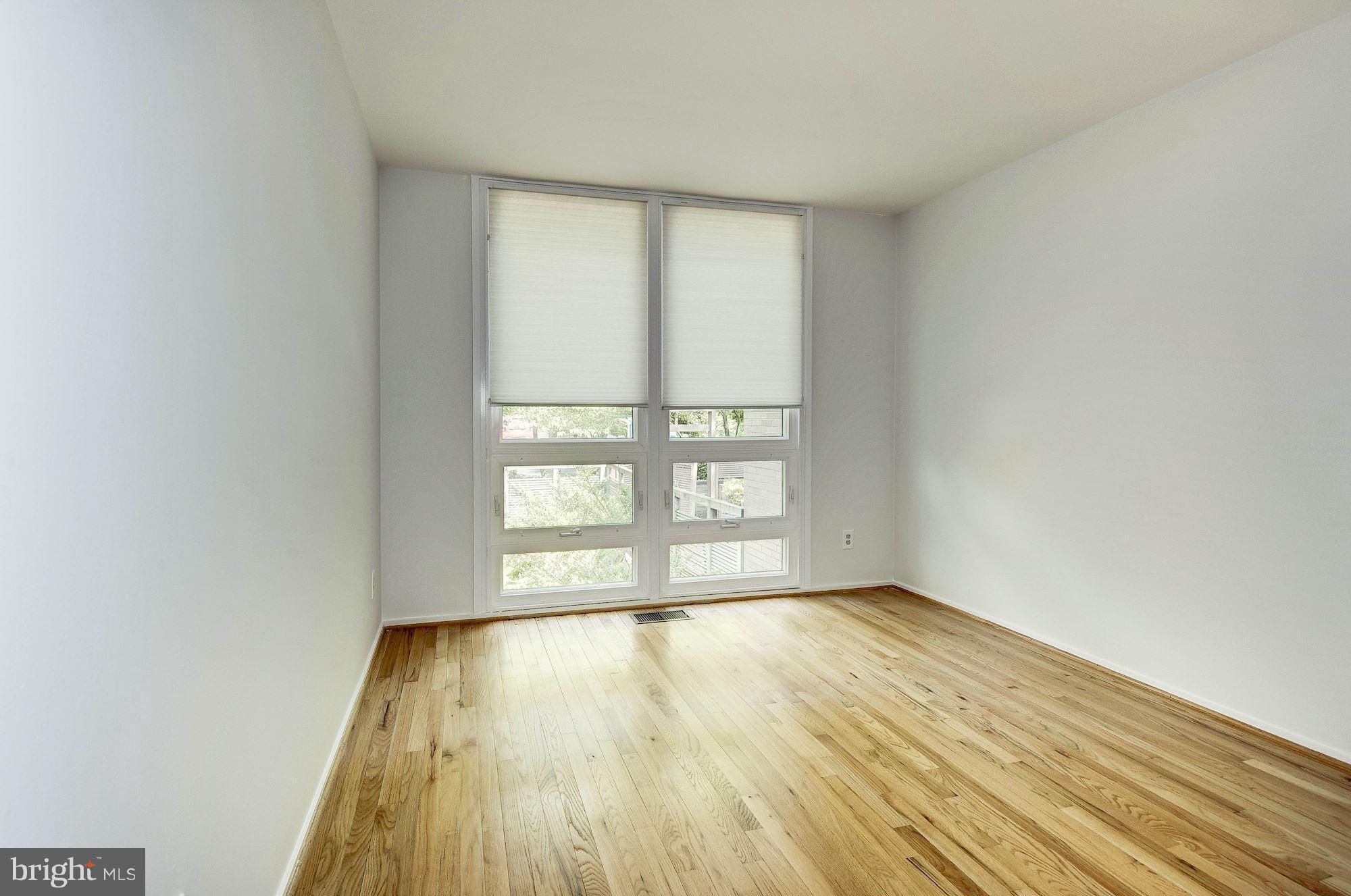 1668 Chimney House Road Reston, VA 20190 - Photo 13 of 29 Bedroom