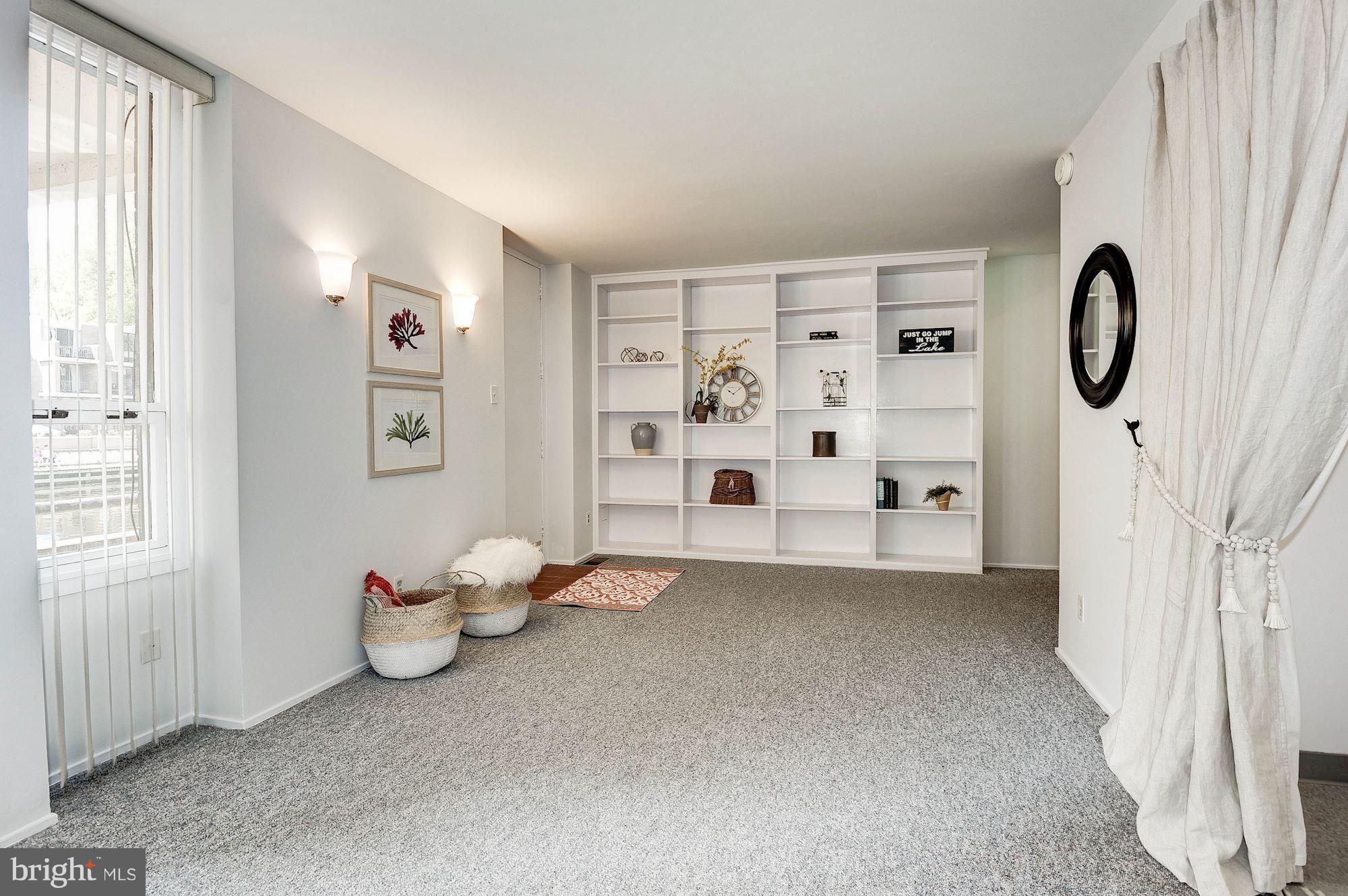 1668 Chimney House Road Reston, VA 20190 - Photo 18 of 29 Family Room