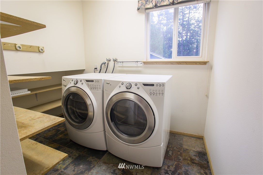 1004 Samish Way Bellingham, WA 98229 - Photo 20 of 24 Gallery Image 20