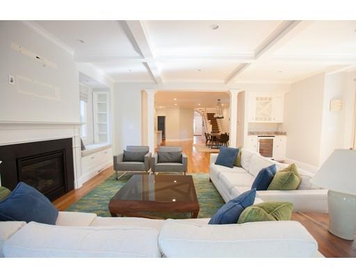 20 Manor Avenue Wellesley, MA 02482 - Photo 8 of 28