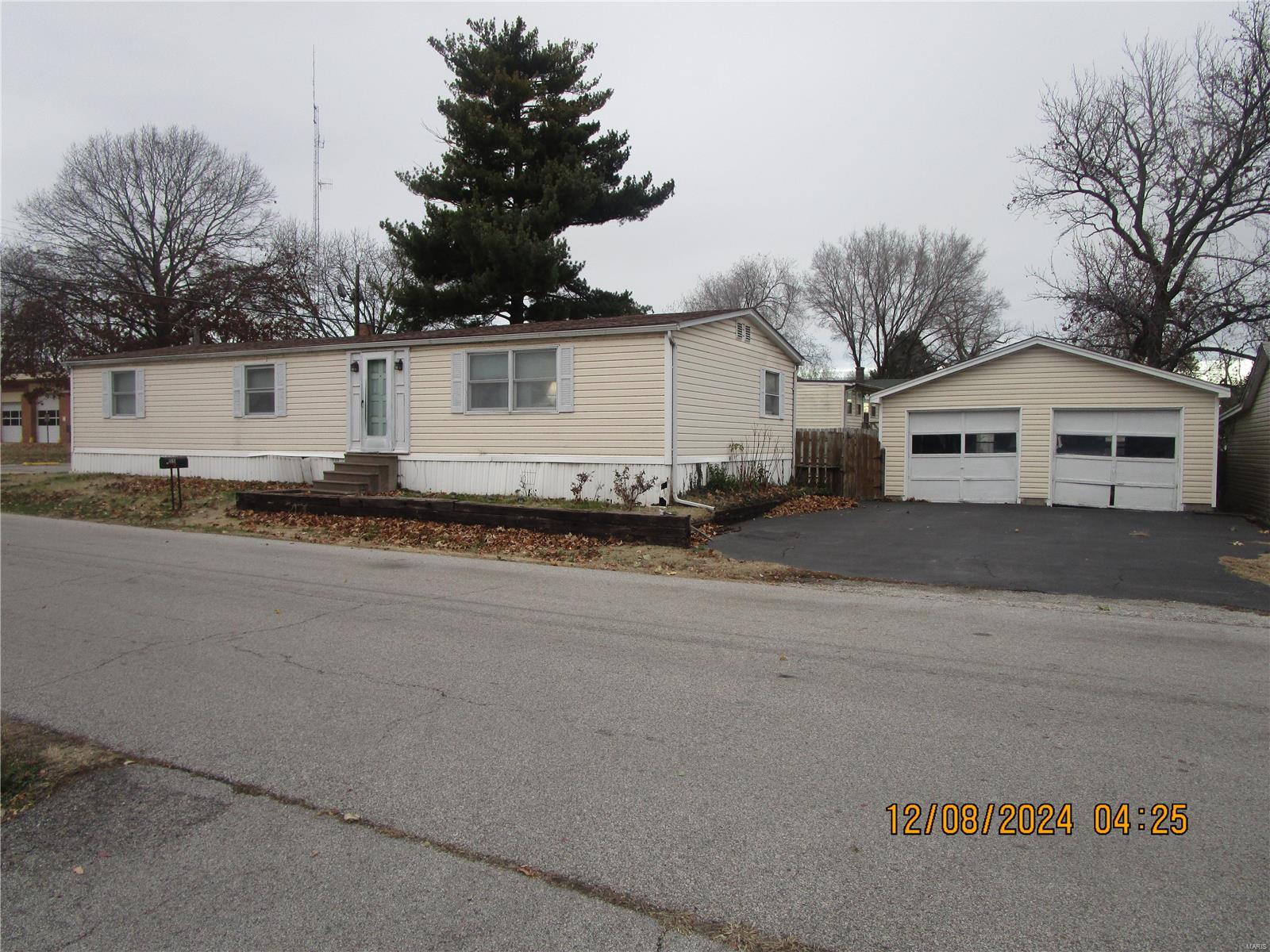 115 West 2nd Street Cahokia, IL 62206 - Photo 5 of 73