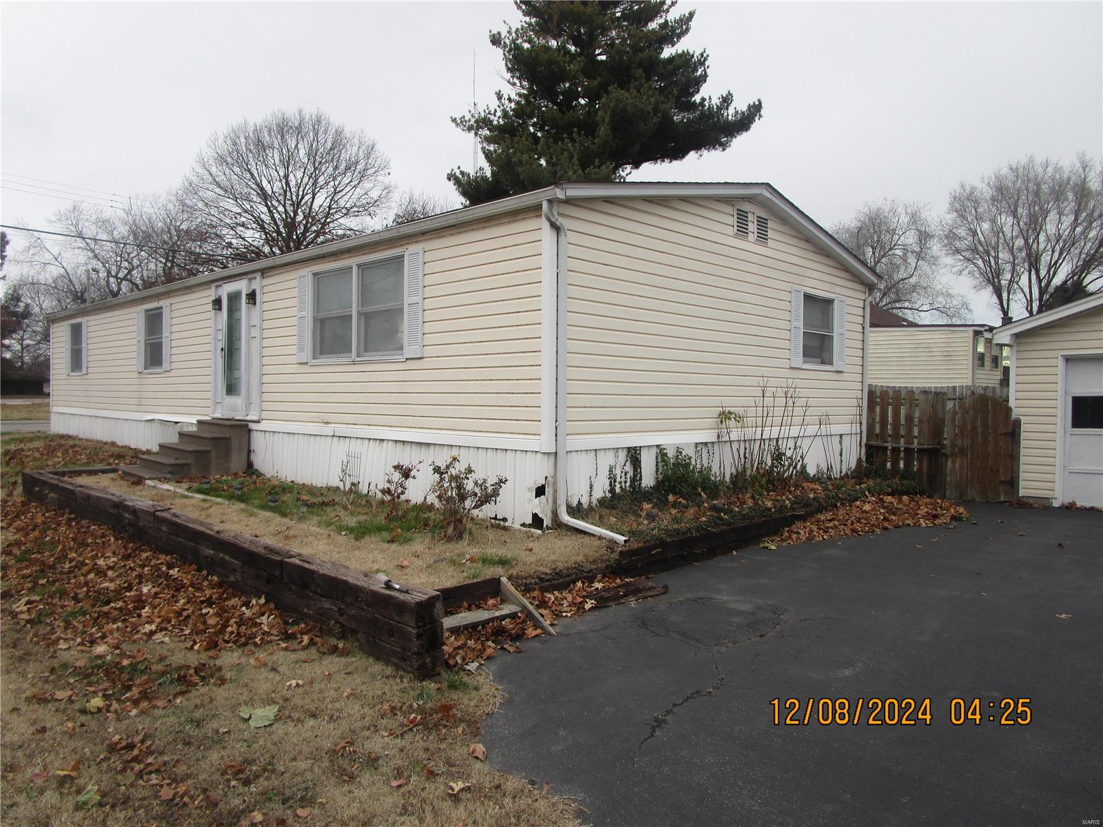 115 West 2nd Street Cahokia, IL 62206 - Photo 6 of 73