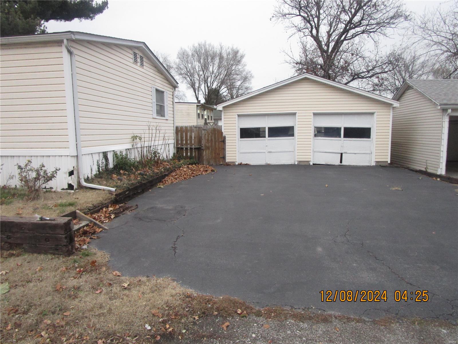 115 West 2nd Street Cahokia, IL 62206 - Photo 7 of 73