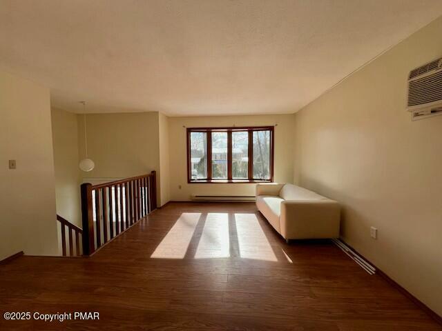 127 Louise Lane Bartonsville, PA 18321 - Photo 3 of 19 a view of livingroom with furniture