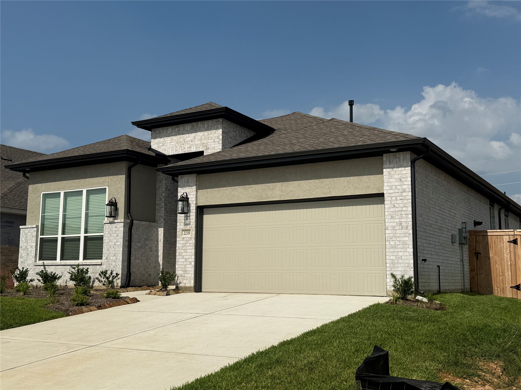 2235 Cold Stream Lane Tomball, TX 77375 - Photo 2 of 20