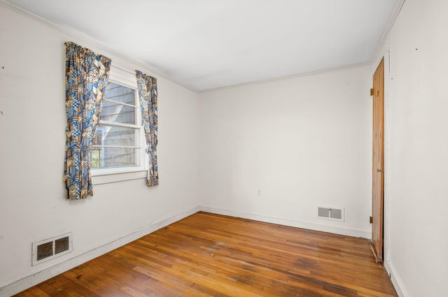 $690,000 | 55 Waveland Avenue, Chatham, MA 02633