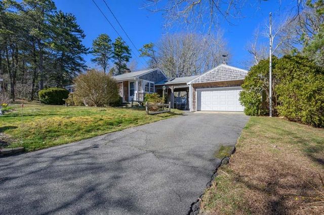 $690,000 | 55 Waveland Avenue, Chatham, MA 02633