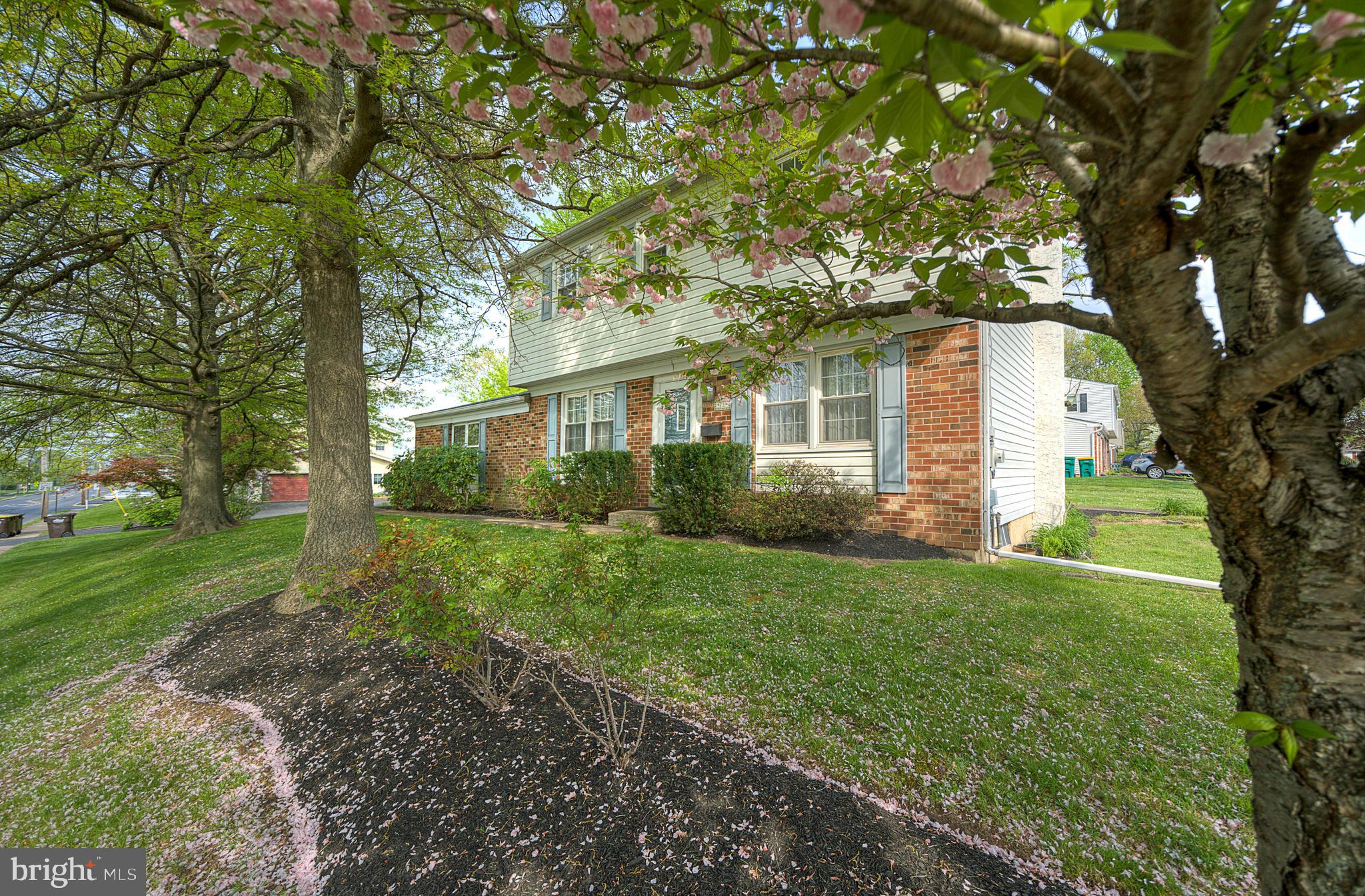 71 East Church Road Telford, PA 18969 - Photo 2 of 47