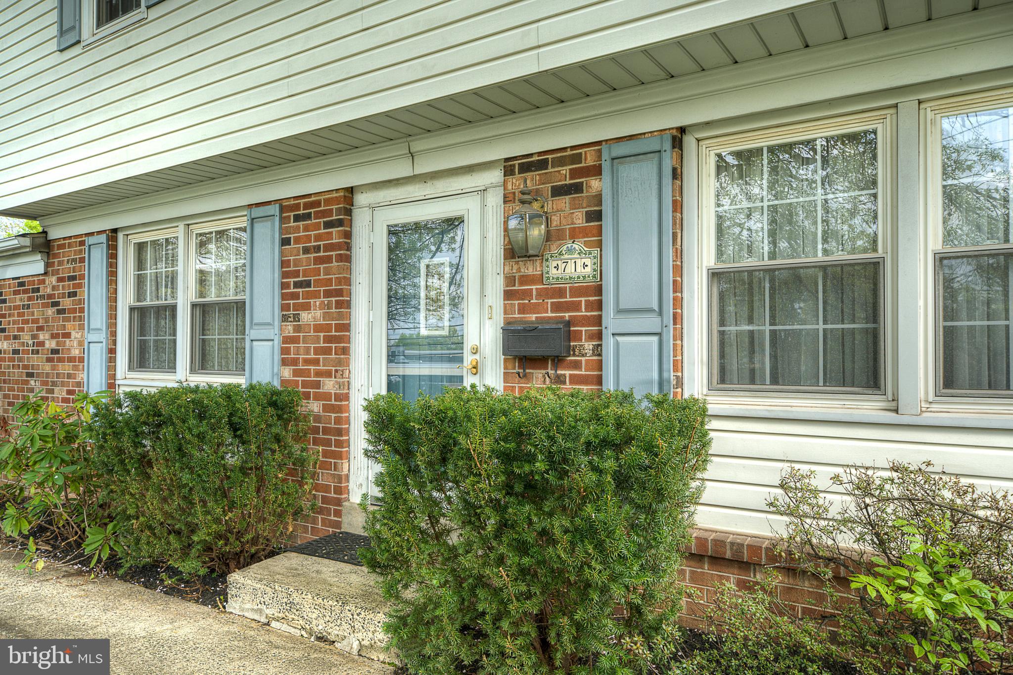 71 East Church Road Telford, PA 18969 - Photo 3 of 47