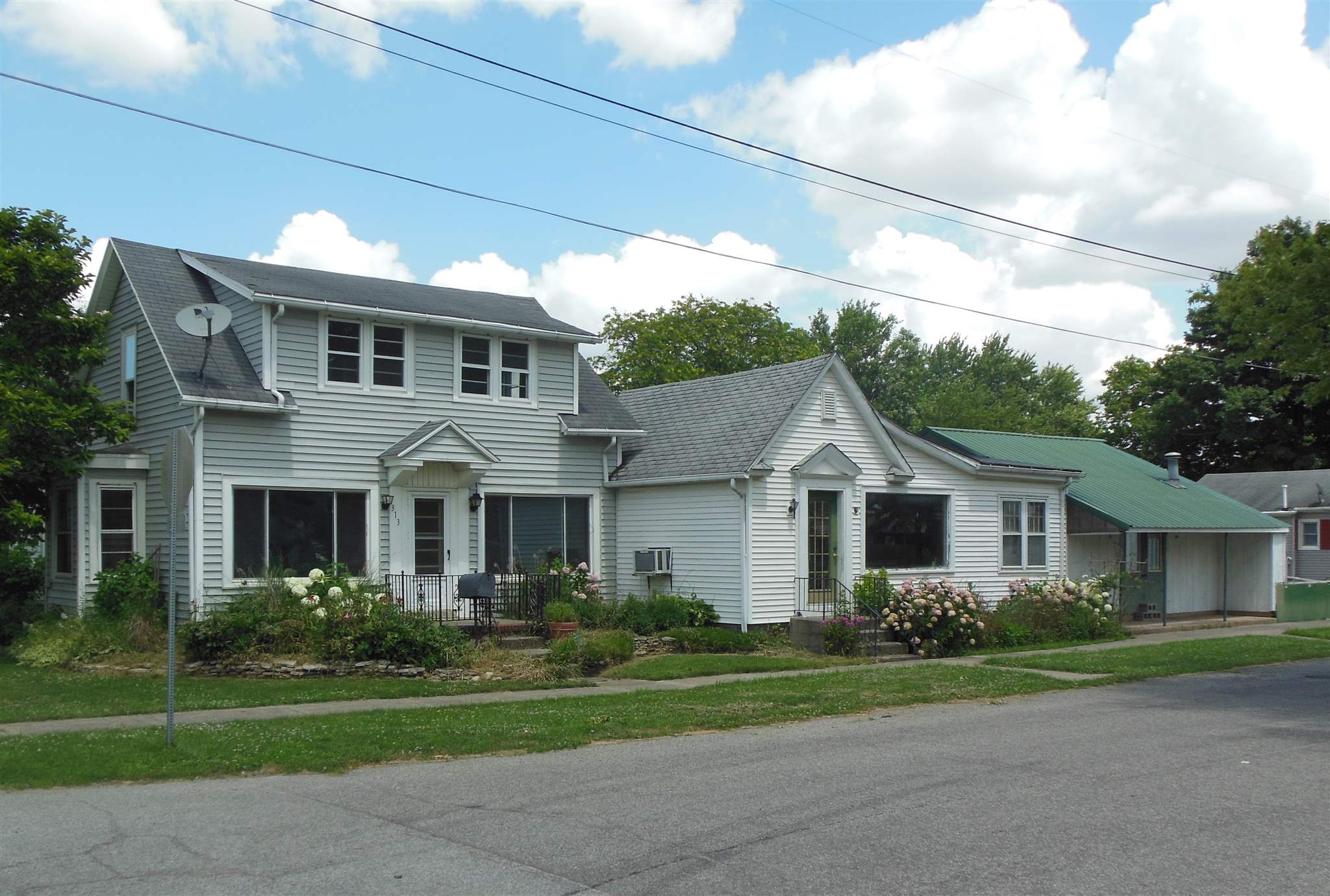 313 West Green Street Butler, IN 46721 - Photo 1 of 1