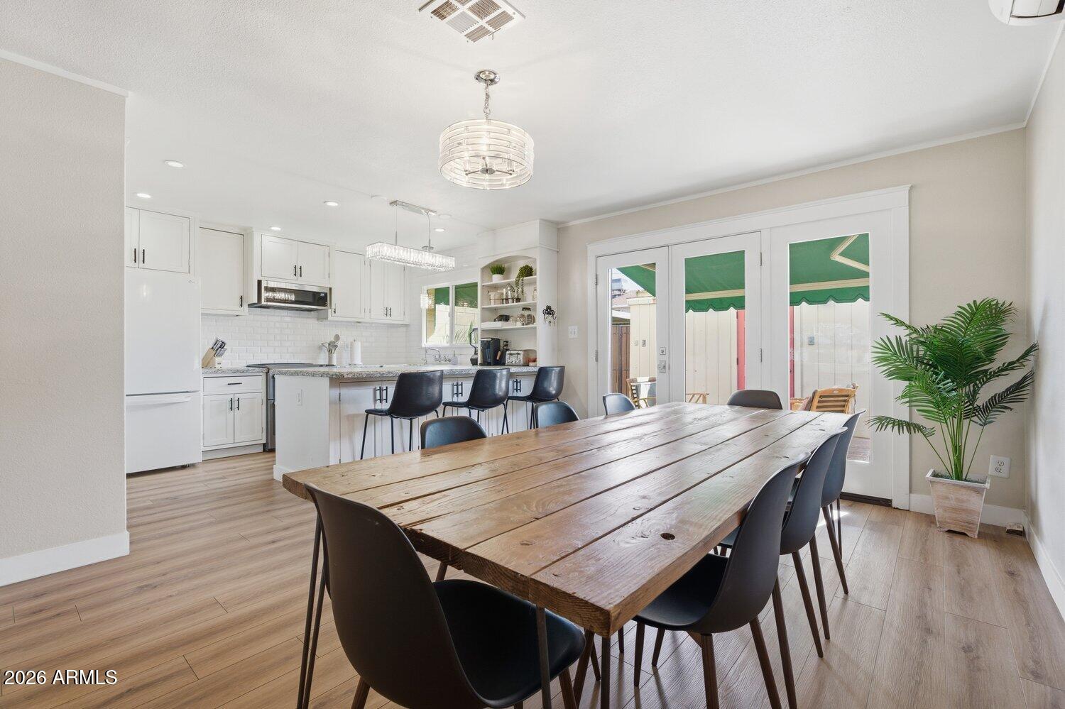 6051 North Granite Reef Road Scottsdale, AZ 85250 - Photo 8 of 22 Dining_4