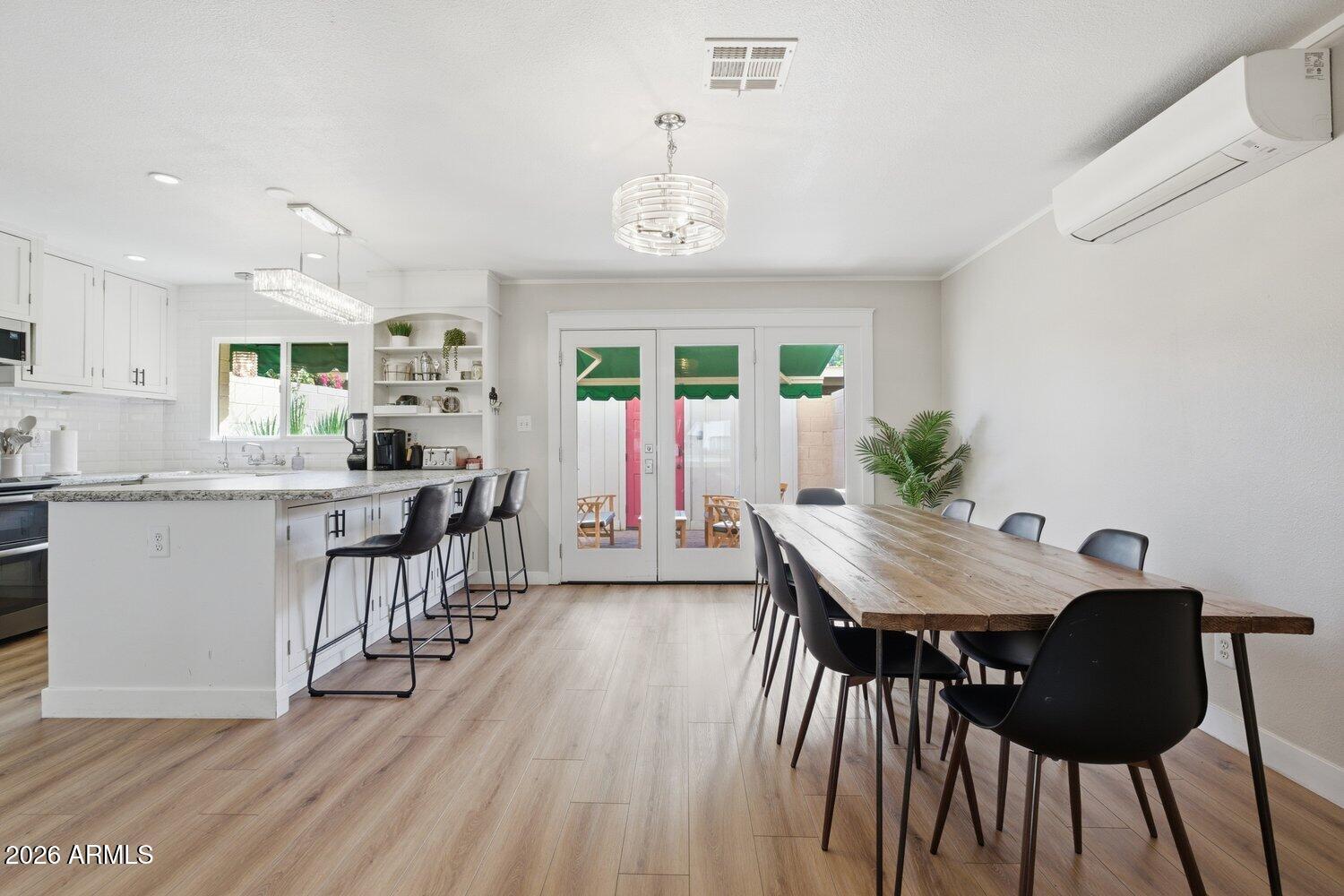 6051 North Granite Reef Road Scottsdale, AZ 85250 - Photo 9 of 22 Dining_1