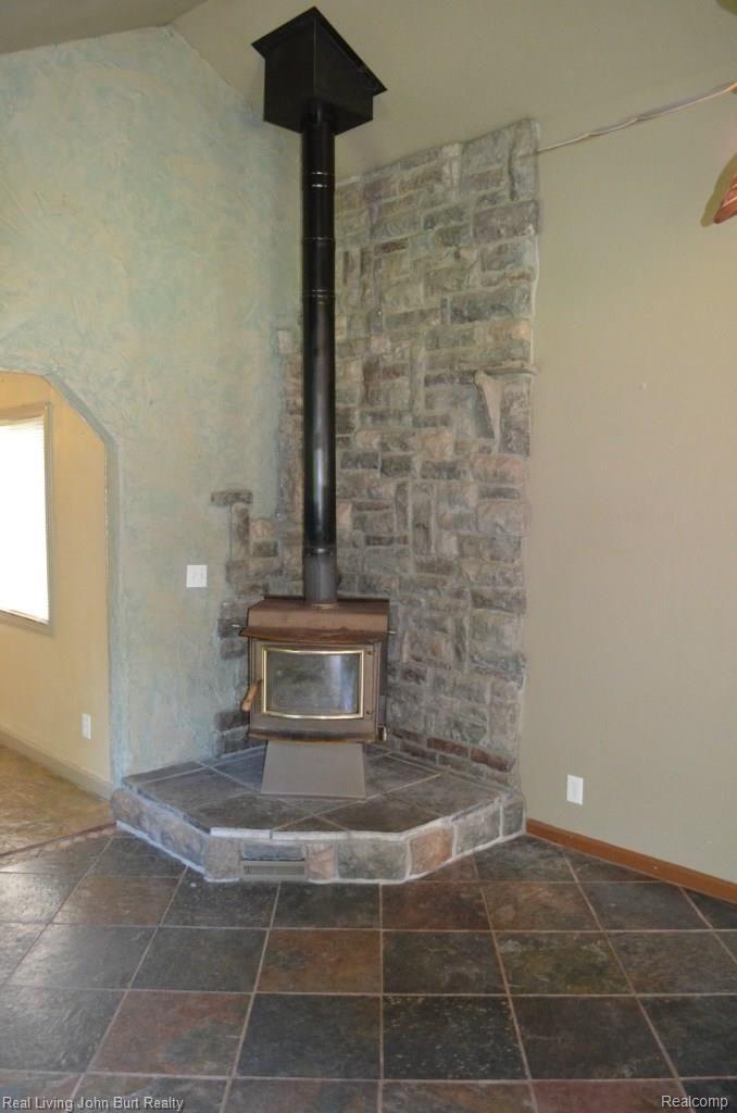 495 Coats Road Lake Orion, MI 48362 - Photo 10 of 30 DSC_0126.jpg