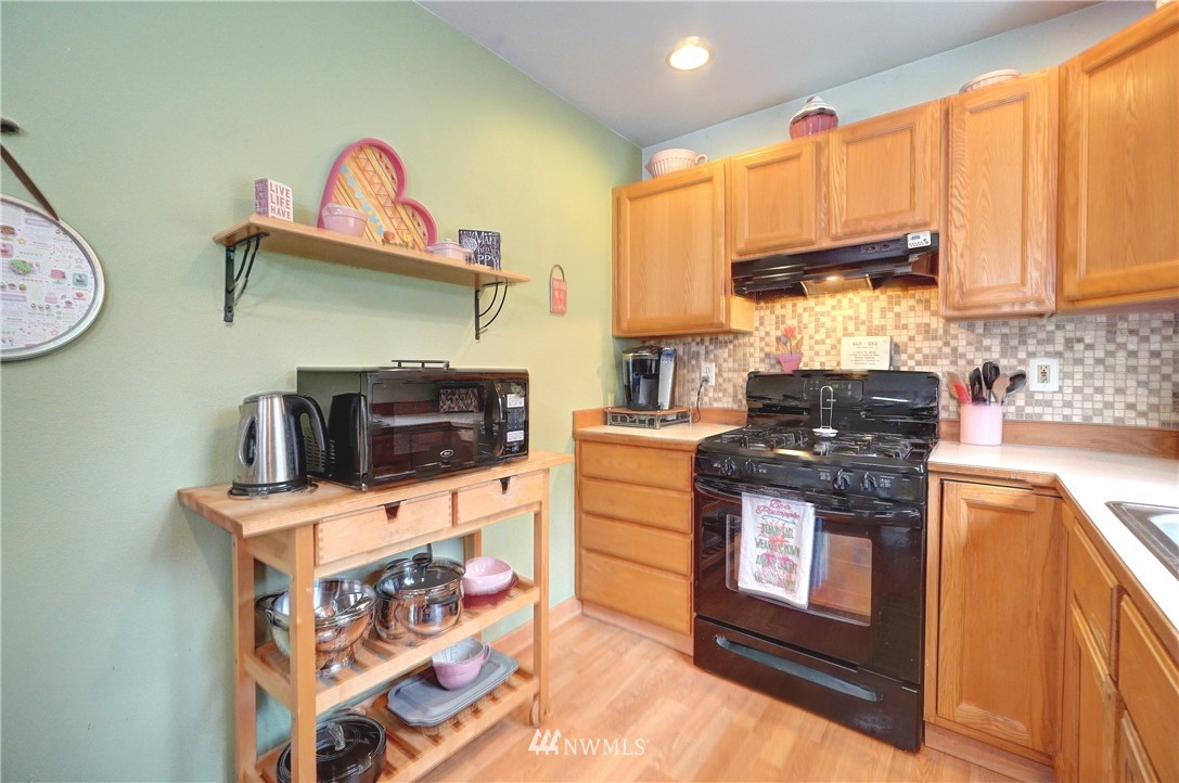 4280 Phillips Road Southeast Port Orchard, WA 98366 - Photo 13 of 28 Gallery Image 13